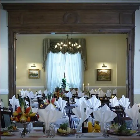 Bugatti Hotel 3*