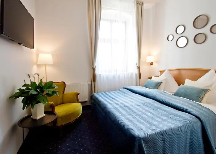 布加迪酒店 3* 弗罗茨瓦夫